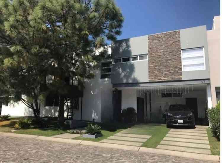 casa en venta avenida santa margarita  zapopan jalisco pOv7QWJ